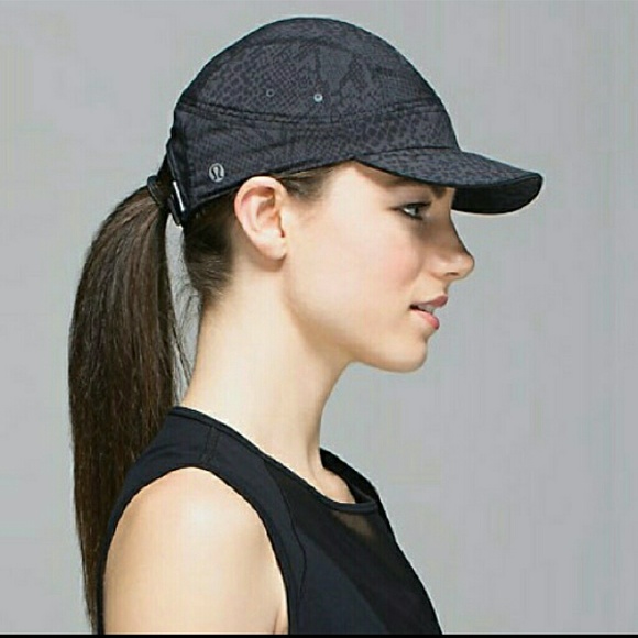 lululemon athletica Accessories - Lululemon Athletica run hat